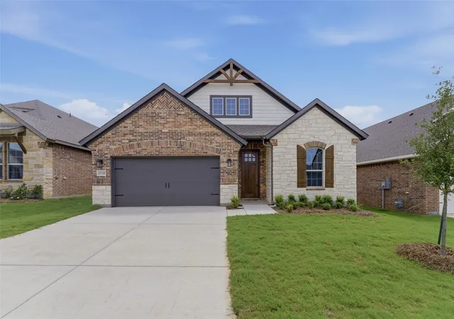 Photo 2 of Single family home for sale at 3510 Helena St, Gainesville, TX 76240 | MLS# 21240817 | Listing updated on 2026-10-05