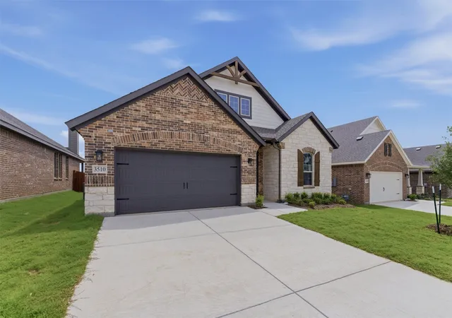 Photo 3 of Single family home for sale at 3510 Helena St, Gainesville, TX 76240 | MLS# 21240817 | Listing updated on 2026-10-05
