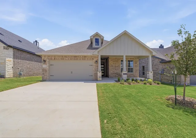 Single family home for sale at 3520 Helena St, Gainesville, TX 76240 | MLS# 21240830