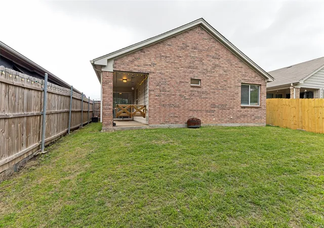 Photo 4 of Single family home for sale at 6432 Geneva Ln, Fort Worth, TX 76131 | MLS# 21239952 | Listing updated on 2026-09-15