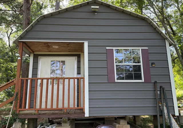 Photo 2 of Single family home for sale at 11756 Catfish Rd, Vivian, LA 71082 | MLS# 21240060 | Listing updated on 2026-10-04