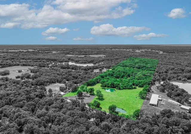 Photo 2 of Sale Pending at Tbd Vz County Road 3706, Edgewood, TX 75117 | MLS# 21237419 | Listing updated on 2026-09-24