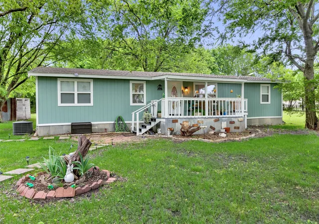 Photo 1 of Single family home for sale at 8546 County Road 500, Blue Ridge, TX 75424 | MLS# 21241095 | Listing updated on 2026-09-18