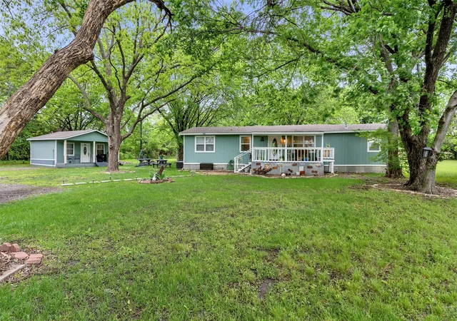 Photo 2 of Single family home for sale at 8546 County Road 500, Blue Ridge, TX 75424 | MLS# 21241095 | Listing updated on 2026-09-18