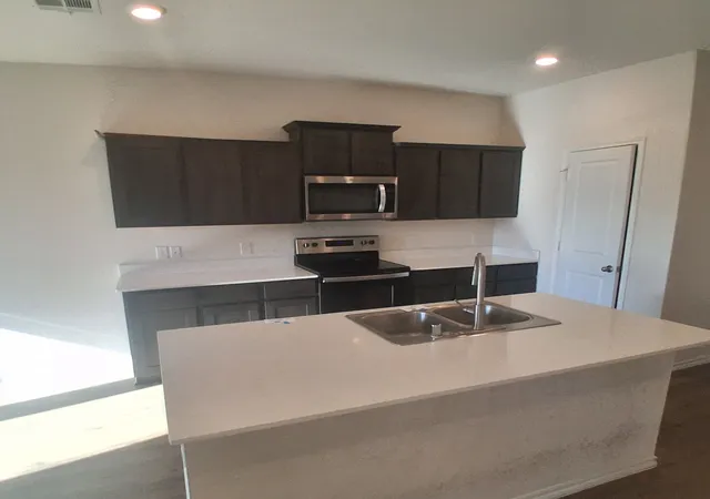 Photo 4 of Single family home for sale at 223 Fieldtrail, Caddo Mills, TX 75135 | MLS# 21237533 | Listing updated on 2026-09-09