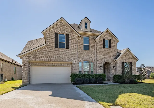 Photo 2 of Sale Pending at 11329 Bull Head Ln, Roanoke, TX 76262 | MLS# 21239800 | Listing updated on 2026-09-21