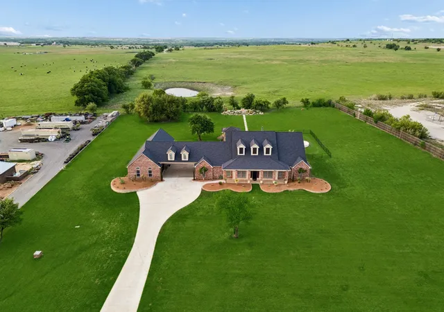 Photo 1 of Sale Pending at 4800 High Plains Ct, Fort Worth, TX 76179 | MLS# 21239969 | Listing updated on 2026-09-08