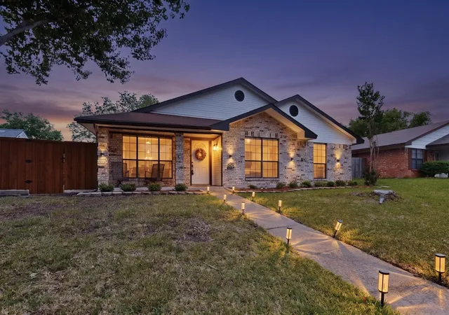 Photo 3 of Single family home for sale at 1508 Panola Dr, Mesquite, TX 75150 | MLS# 21232086 | Listing updated on 2026-09-13