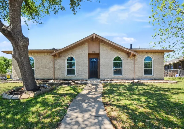 Photo 1 of Single family home for sale at 2901 Mill Trl, Carrollton, TX 75007 | MLS# 21241204 | Listing updated on 2026-07-29