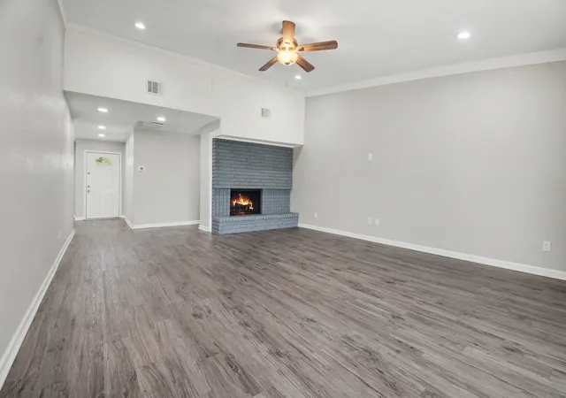 Photo 4 of Single family home for sale at 2901 Mill Trl, Carrollton, TX 75007 | MLS# 21241204 | Listing updated on 2026-07-29