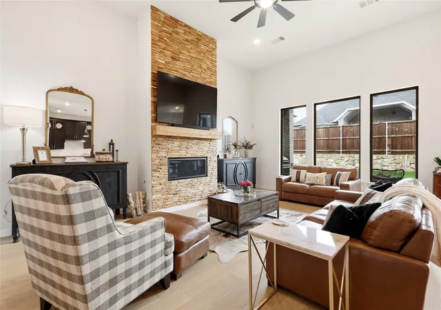 Photo 3 of Single family home for sale at 1721 Salvatore Ln, Rockwall, TX 75032 | MLS# 21235823 | Listing updated on 2026-08-31