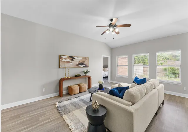 Photo 4 of Single family home for sale at 2408 Castle Ridge Dr, Mc Kinney, TX 75071 | MLS# 21197754 | Listing updated on 2026-09-10