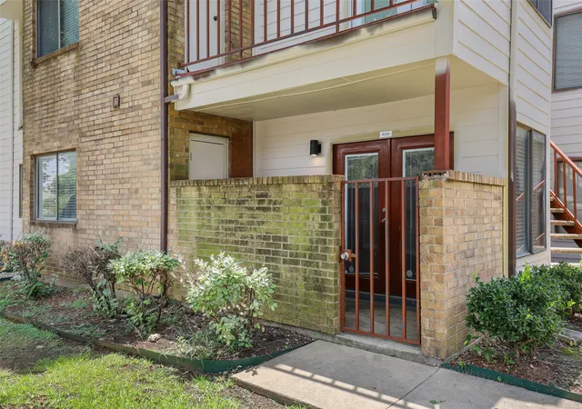 Photo 1 of Condo for sale at 2312 Balsam Dr #A105, Arlington, TX 76006 | MLS# 21240965 | Listing updated on 2026-08-01