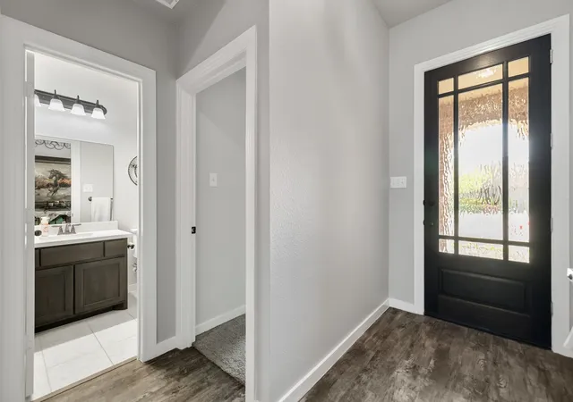 Photo 3 of Single family home for sale at 813 Esk Ave, Celina, TX 75009 | MLS# 21231792 | Listing updated on 2026-10-06