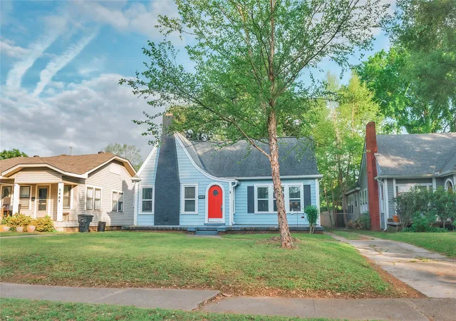Photo 2 of Single family home for sale at 3467 Beverly, Shreveport, LA 71105 | MLS# 21241301 | Listing updated on 2026-09-08