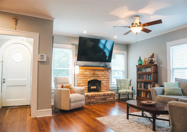 Photo 3 of Single family home for sale at 3467 Beverly, Shreveport, LA 71105 | MLS# 21241301 | Listing updated on 2026-09-08