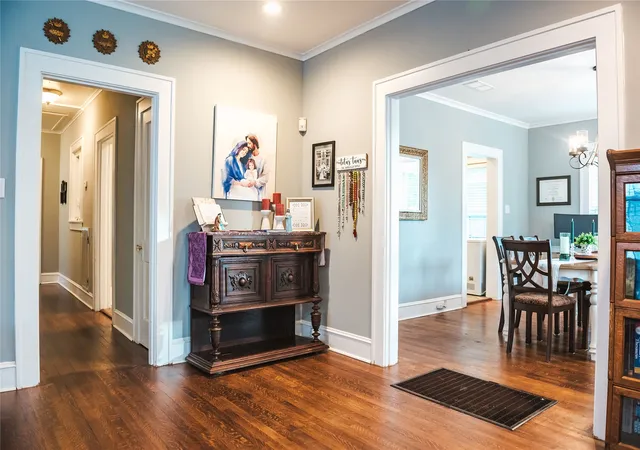 Photo 3 of Single family home for sale at 3467 Beverly, Shreveport, LA 71105 | MLS# 21241301 | Listing updated on 2026-09-08