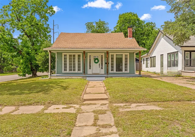 Photo 3 of Single family home for sale at 2625 Ethel Ave, Waco, TX 76707 | MLS# 21237060 | Listing updated on 2026-07-31