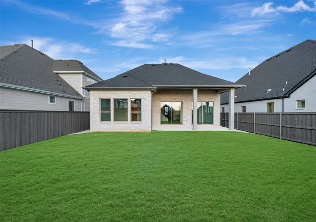 Photo 2 of Single family home for sale at 3739 Bermuda Grass Wy, Venus, TX 76084 | MLS# 21241943 | Listing updated on 2026-10-04