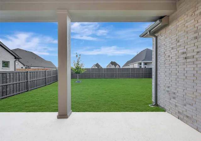 Photo 3 of Single family home for sale at 3739 Bermuda Grass Wy, Venus, TX 76084 | MLS# 21241943 | Listing updated on 2026-10-04