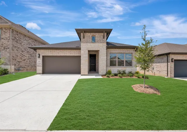 Photo 1 of Single family home for sale at 4036 Yellowstone Rd, Royse City, TX 75189 | MLS# 21241965 | Listing updated on 2026-10-04