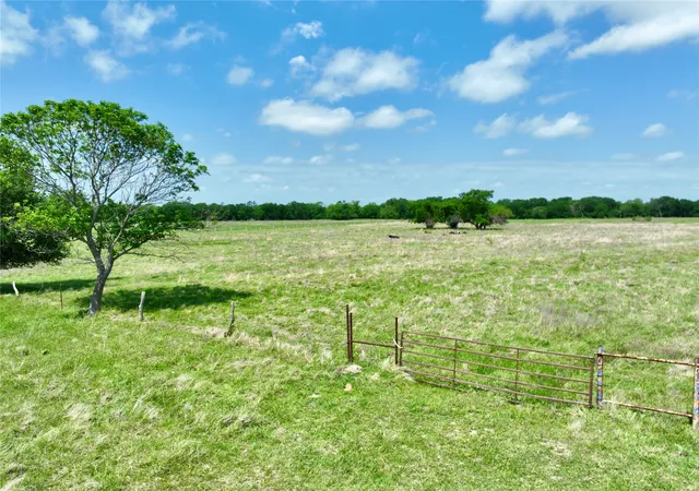Photo 4 of Land for sale at Tbd 11 Acres Fm 1183, Ennis, TX 75119 | MLS# 21242189 | Listing updated on 2026-09-21