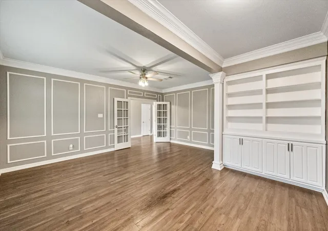 Photo 4 of Single family home for sale at 5401 Emerald Park Blvd, Arlington, TX 76017 | MLS# 21240951 | Listing updated on 2026-09-09