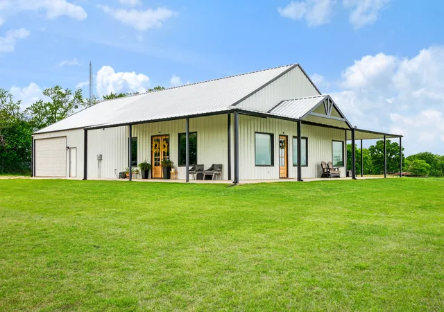 Photo 1 of Single family home for sale at 815 Cr 12550, Paris, TX 75462 | MLS# 21241743 | Listing updated on 2026-09-14