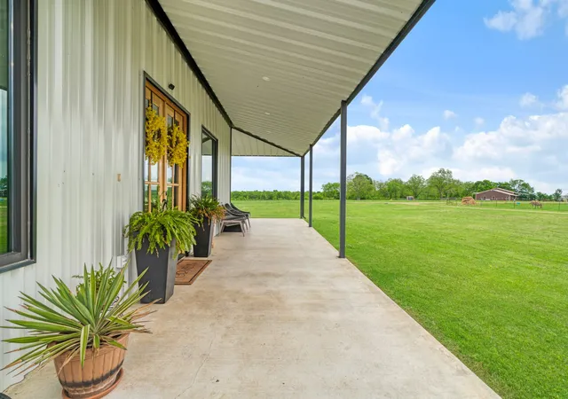 Photo 3 of Single family home for sale at 815 Cr 12550, Paris, TX 75462 | MLS# 21241743 | Listing updated on 2026-09-14