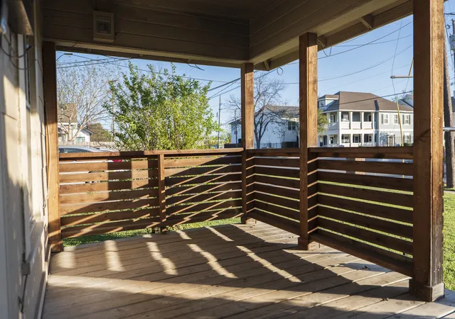 Photo 3 of Single family home for sale at 1910 S 12th St, Waco, TX 76706 | MLS# 21242872 | Listing updated on 2026-07-29