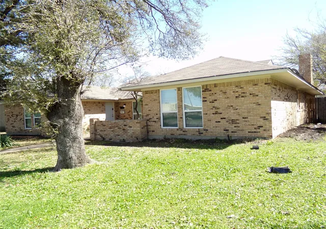 Photo 3 of Multi family home for sale at 9954 Brockbank Dr, Dallas, TX 75220 | MLS# 21240649 | Listing updated on 2026-09-13