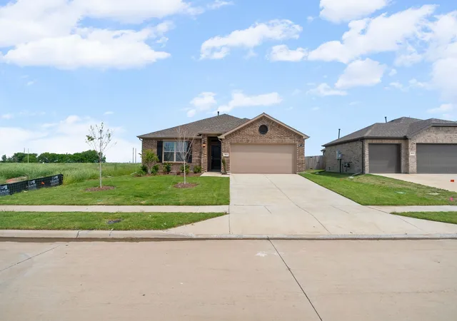 Photo 3 of Single family home for sale at 3813 Arrowchop Dr, Caddo Mills, TX 75135 | MLS# 21243216 | Listing updated on 2026-09-11