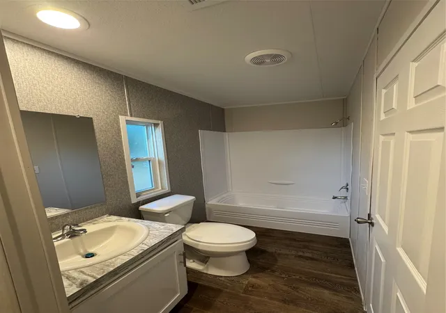 Photo 3 of Manufactured home for sale at 2225 Woodview Trl, Granbury, TX 76048 | MLS# 21235840 | Listing updated on 2026-09-14