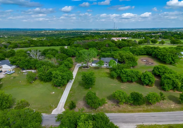 Photo 3 of Single family home for sale at 116 Remuda Dr, Fort Worth, TX 76108 | MLS# 21243295 | Listing updated on 2026-09-28