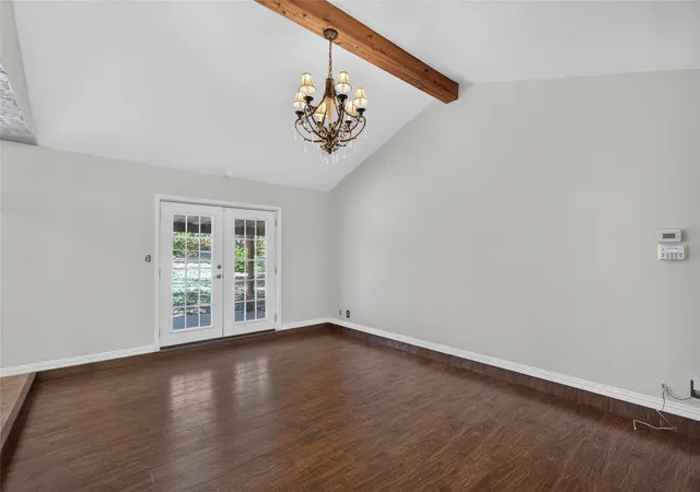 Photo 3 of Single family home for sale at 216 Rolling Hills Dr, Aledo, TX 76008 | MLS# 21240447 | Listing updated on 2026-09-04