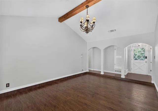 Photo 4 of Single family home for sale at 216 Rolling Hills Dr, Aledo, TX 76008 | MLS# 21240447 | Listing updated on 2026-09-04