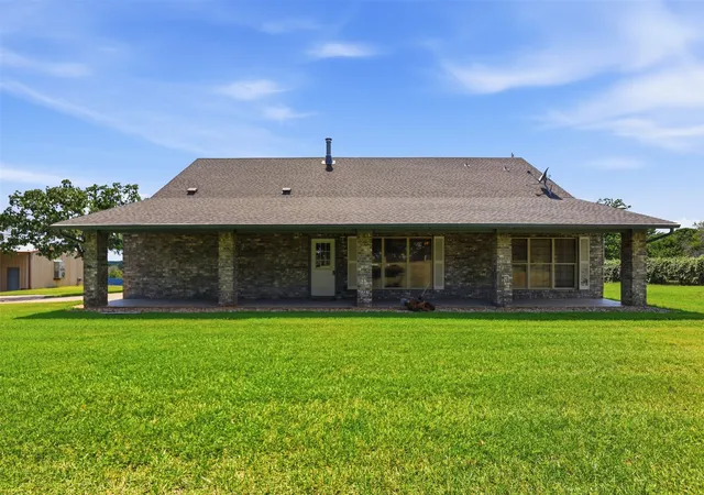 Photo 1 of Single family home for sale at 4609 Slayton Rd, Cleburne, TX 76031 | MLS# 21242357 | Listing updated on 2026-07-28