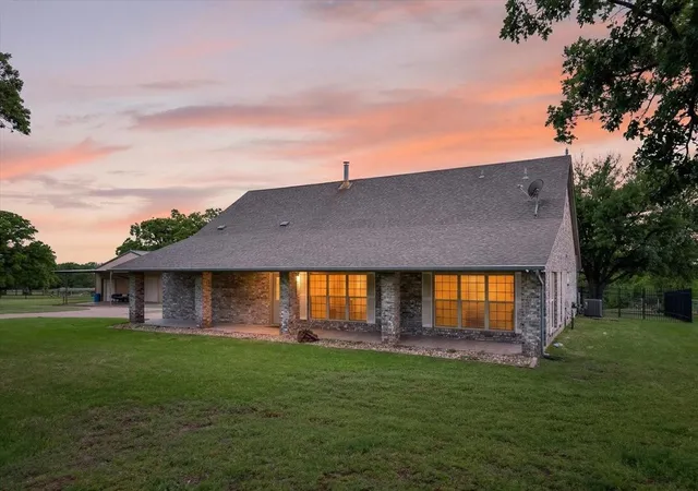 Photo 3 of Single family home for sale at 4609 Slayton Rd, Cleburne, TX 76031 | MLS# 21242357 | Listing updated on 2026-07-28