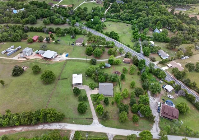 Photo 3 of Single family home for sale at 4609 Slayton Rd, Cleburne, TX 76031 | MLS# 21242357 | Listing updated on 2026-07-28
