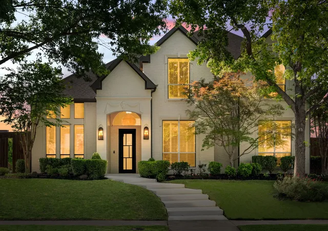 Photo 2 of Single family home for sale at 6303 Orchard Park Dr, Frisco, TX 75034 | MLS# 21243137 | Listing updated on 2026-09-19