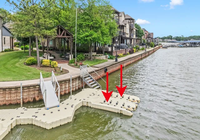 Photo 3 of Sale Pending at 164 Marina Dr, Mabank, TX 75156 | MLS# 21238018 | Listing updated on 2026-09-17