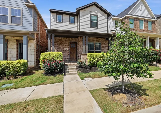 Photo 1 of Single family home for sale at 241 Harbor Hills Dr, Flower Mound, TX 75028 | MLS# 21241114 | Listing updated on 2026-08-01
