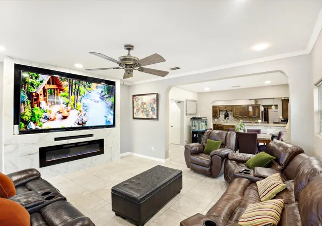 Photo 4 of Single family home for sale at 2506 Vaughn Blvd, Fort Worth, TX 76105 | MLS# 21244076 | Listing updated on 2026-09-10