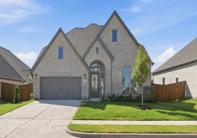 Photo 1 of Sale Pending at 252 Woodoat Rd, Waxahachie, TX 75165 | MLS# 21244578 | Listing updated on 2026-09-14