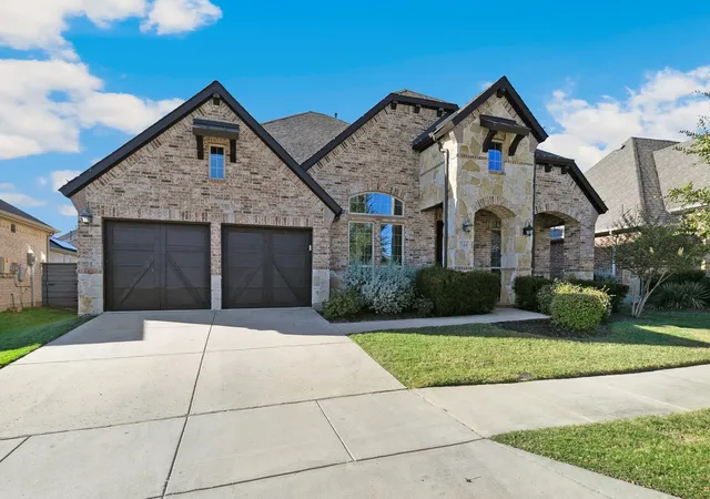 Photo 2 of Single family home for sale at 748 Fireside Dr, Little Elm, TX 76227 | MLS# 21244589 | Listing updated on 2026-09-10