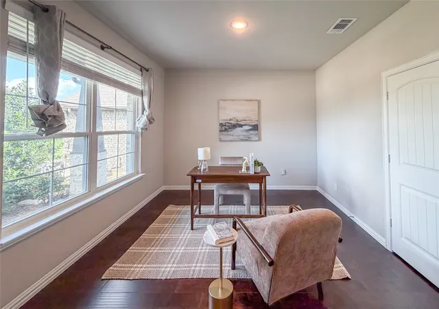 Photo 3 of Single family home for sale at 7305 Howling Coyote Ln, Fort Worth, TX 76131 | MLS# 21230831 | Listing updated on 2026-08-01