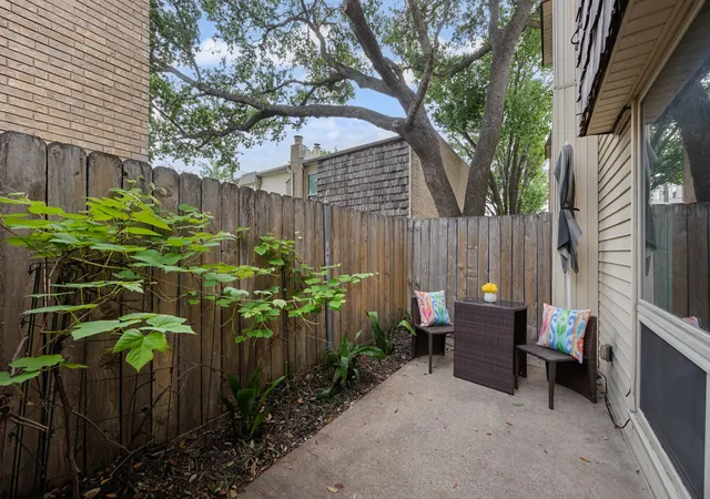 Photo 3 of Condo for sale at 2710 Douglas Ave #108, Dallas, TX 75219 | MLS# 21243031 | Listing updated on 2026-09-13