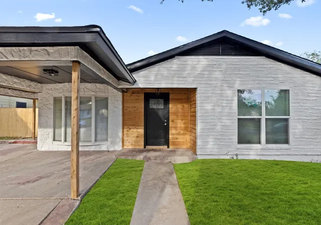 Photo 2 of Single family home for sale at 12436 Oberlin Dr, Dallas, TX 75243 | MLS# 21242225 | Listing updated on 2026-07-29