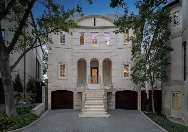 Photo 2 of Single family home for sale at 3901 Turtle Creek Blvd #7, Dallas, TX 75219 | MLS# 21232424 | Listing updated on 2026-09-14