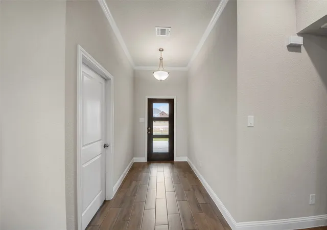 Photo 3 of Sale Pending at 18310 Chippewa Ct, Terrell, TX 75160 | MLS# 21244538 | Listing updated on 2026-09-09